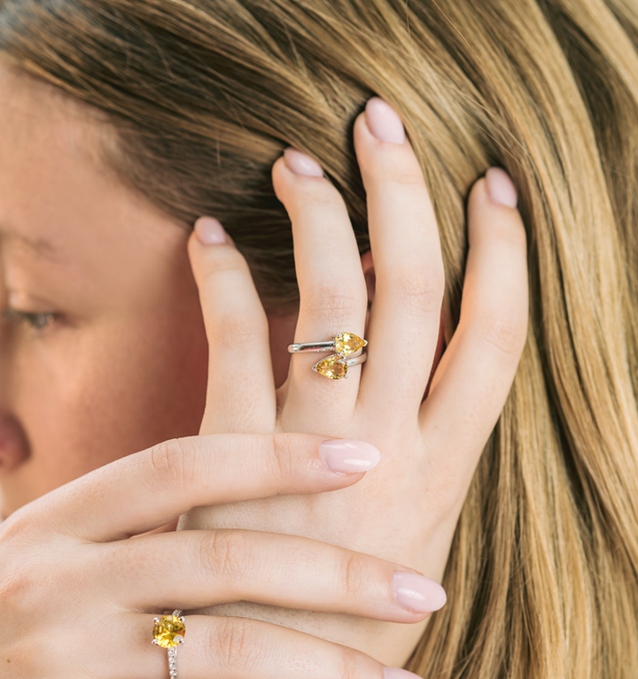 Witgouden ring met peer citrienen