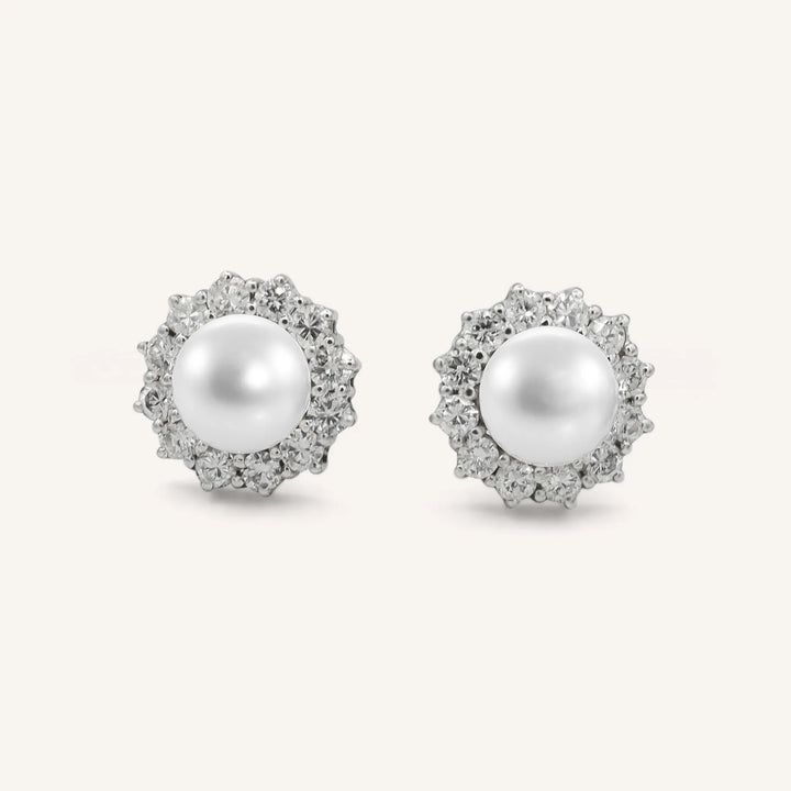 Oorbellen met parels en diamanten