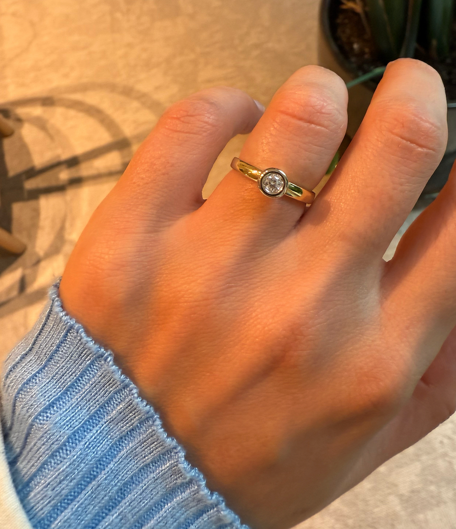 Ring met diamant wit en geelgoud