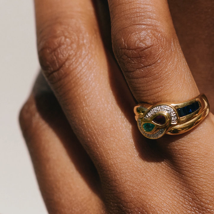 Ring met gekleurde peren