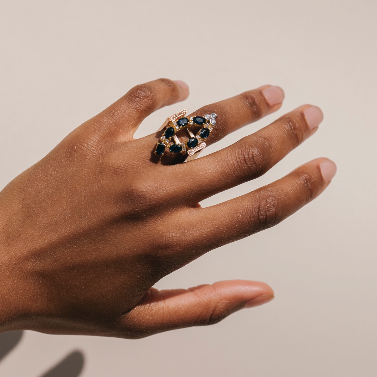 Ring met saffieren rosé goud