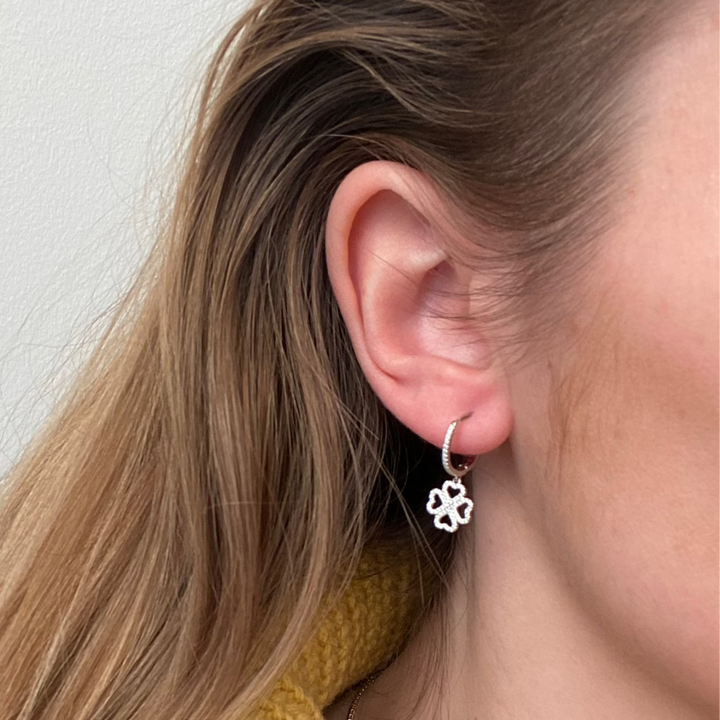 diamanten oorbellen knokke