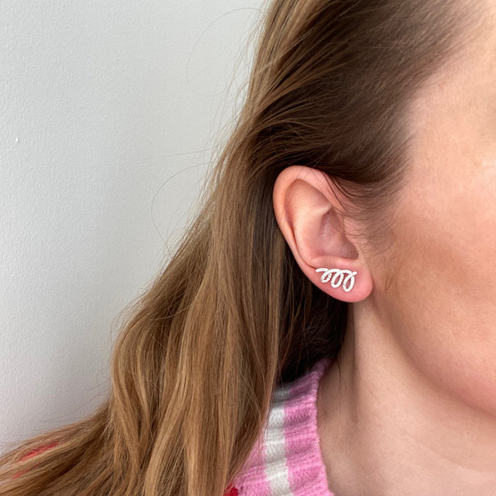 witgouden studs huggies oorbellen knokke