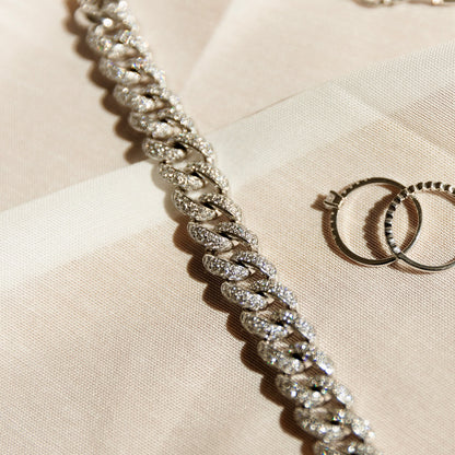 Diamond link bracelet