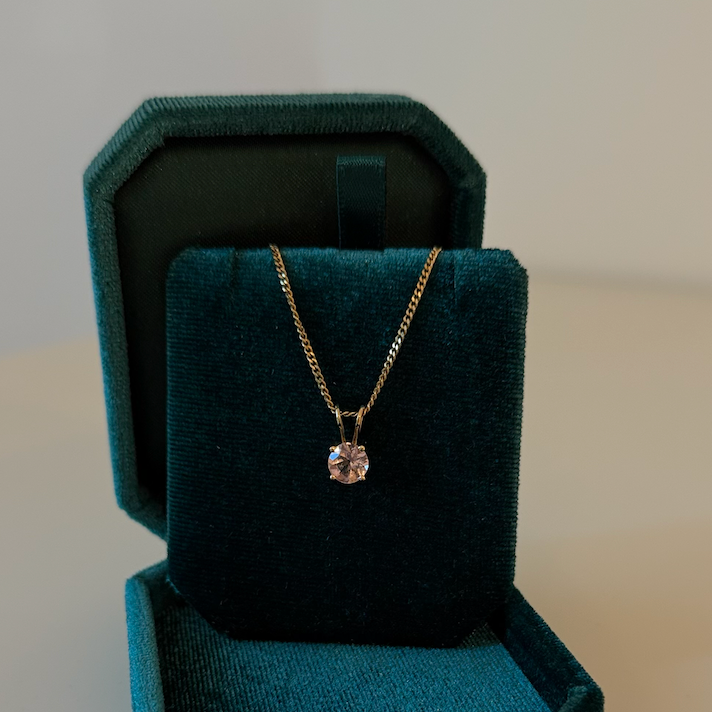 Hanger met rozequartz