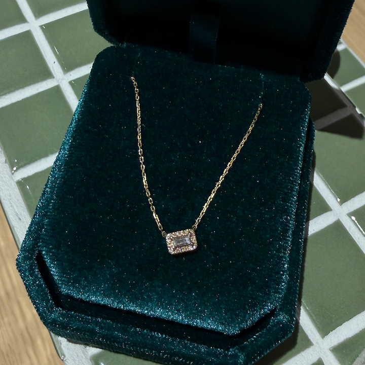 Ketting met baguette diamant