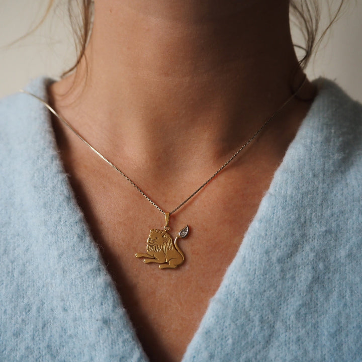 Ketting met leeuw hanger