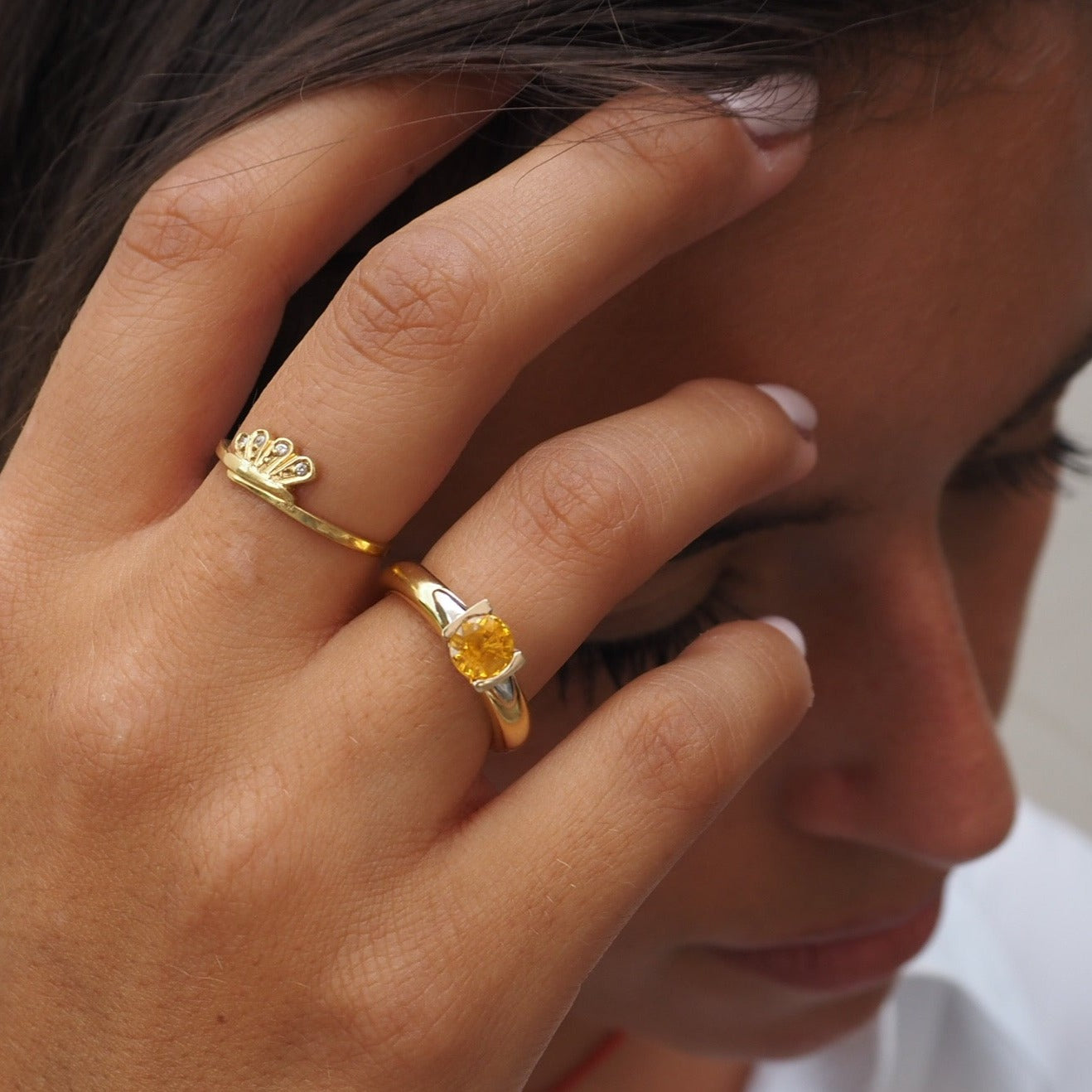 ring met gele saffier